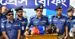 সমাজে স্বাচ্ছন্দ্যে চলতে পুলিশকে সহযোগিতা করুন—বাগেরহাটে আইজিপি